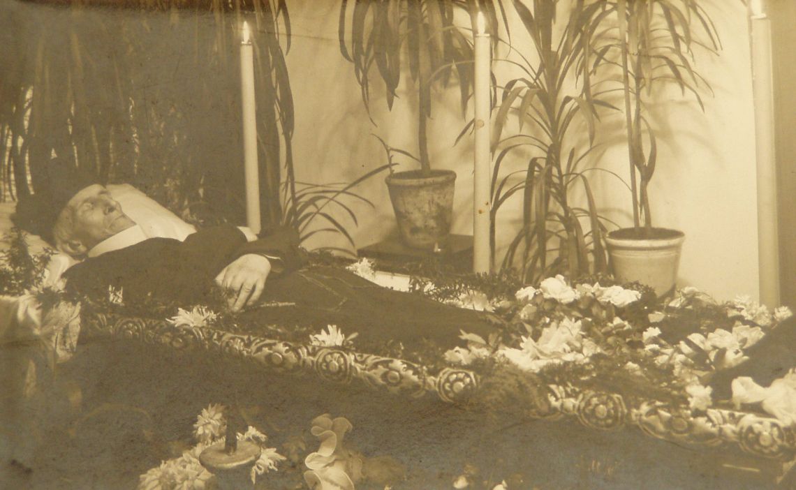 Pogrzeb o. Bernarda Łubieńskiego 1933 r. 1