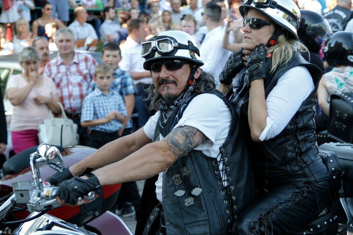 motocykliści
